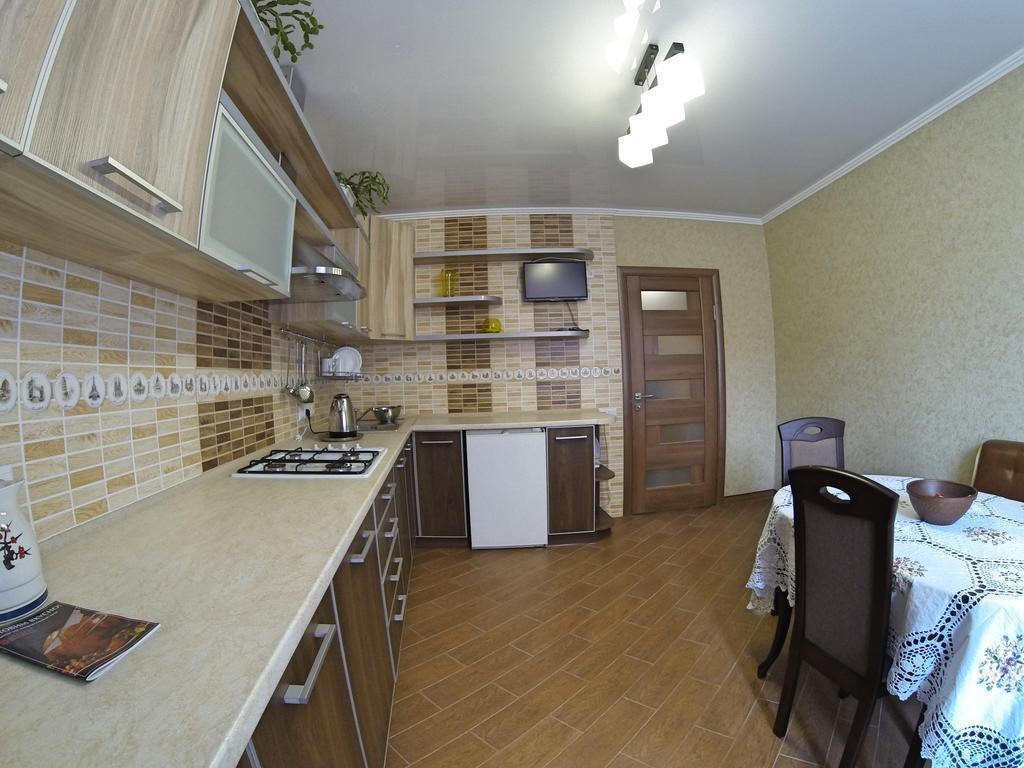 Naberezhnaya Roshen Apartamento Vinnytsia Exterior foto