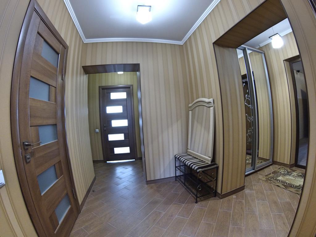 Naberezhnaya Roshen Apartamento Vinnytsia Exterior foto