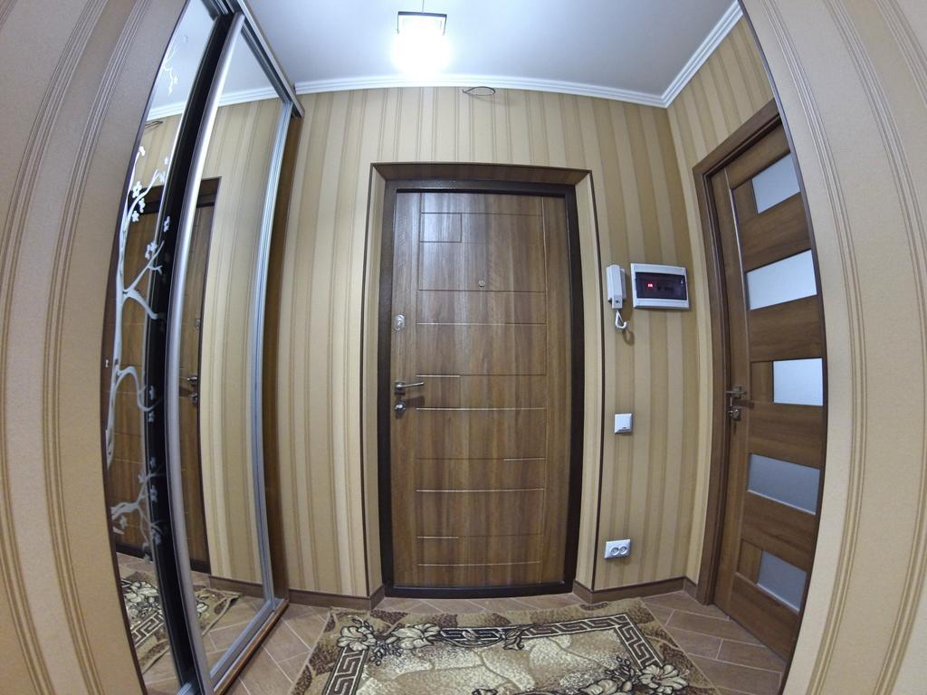 Naberezhnaya Roshen Apartamento Vinnytsia Exterior foto